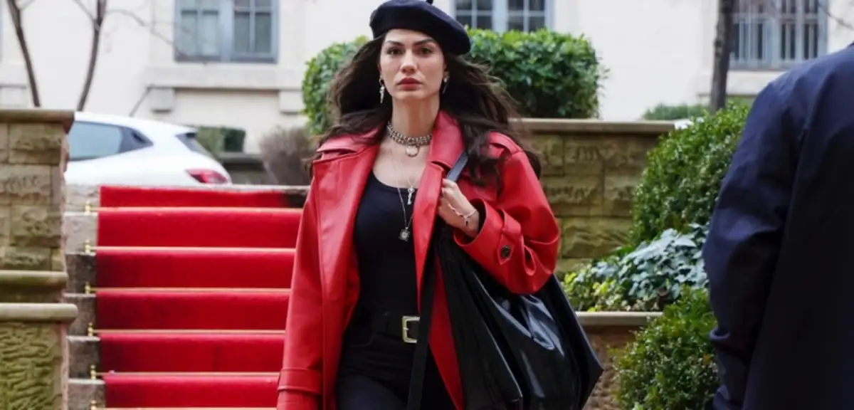 Demet Özdemir'in Eşref Rüya'dan Kazandığı Ücret Dudak Uçuklattı!