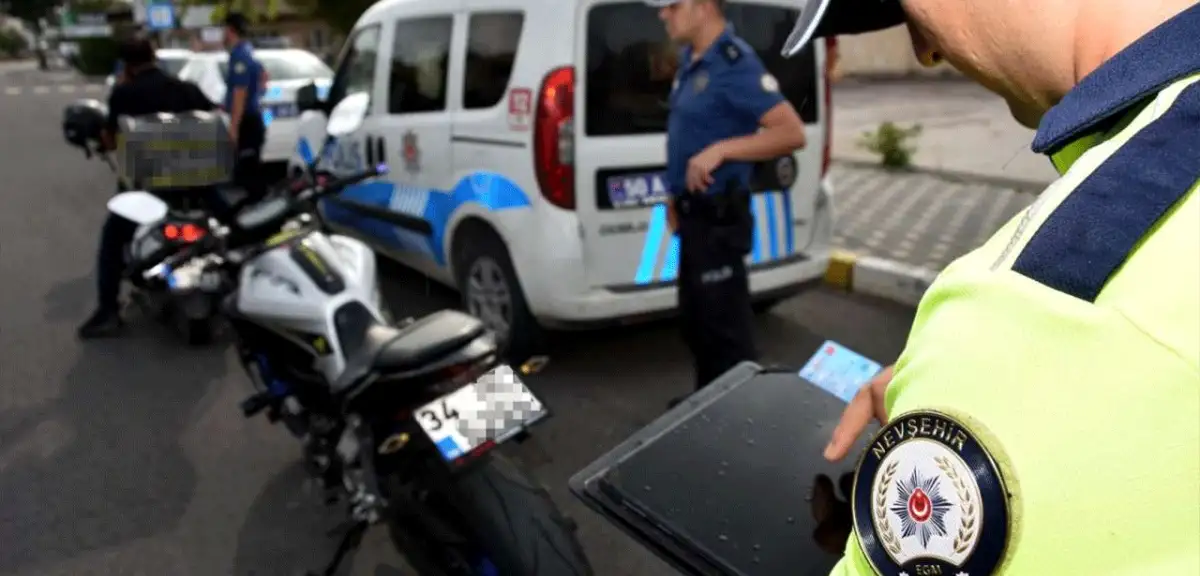 Motosikletliler Dikkat: Bunu Yapana Ceza Yağacak