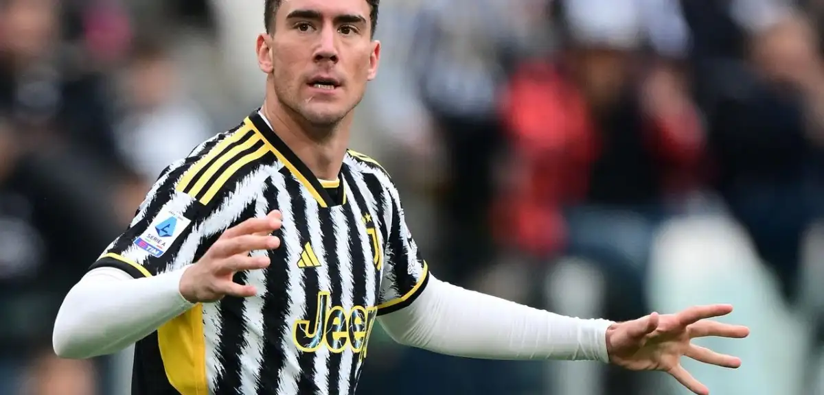 Fenerbahçe, Juventus'un Golcü Yıldızı Dusan Vlahovic için Resmi Teklifte Bulundu