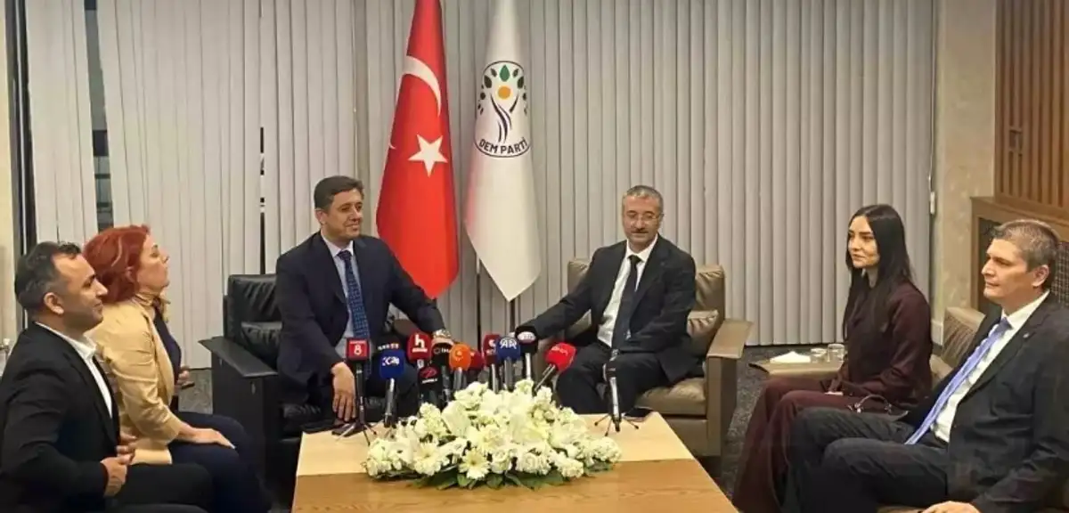 Kurban Bayramı'nda DEM Parti'ye 6 Partiden Ziyaret