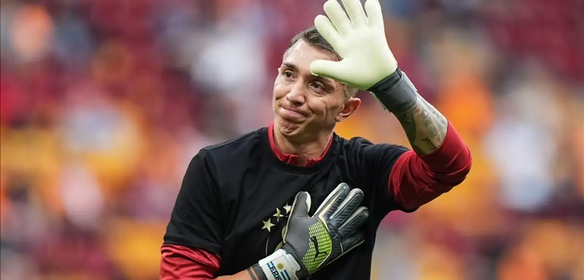 Muslera'nın Veda Sözleri Duygulandırdı