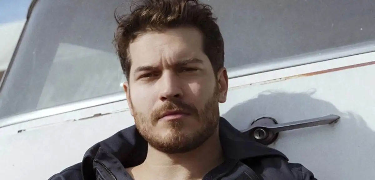 Çağatay Ulusoy İkinci Vatandaşlığını Aldı