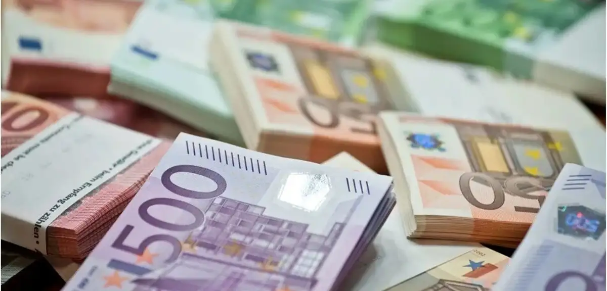 Euro Tarihi Rekorunu Kırdı
