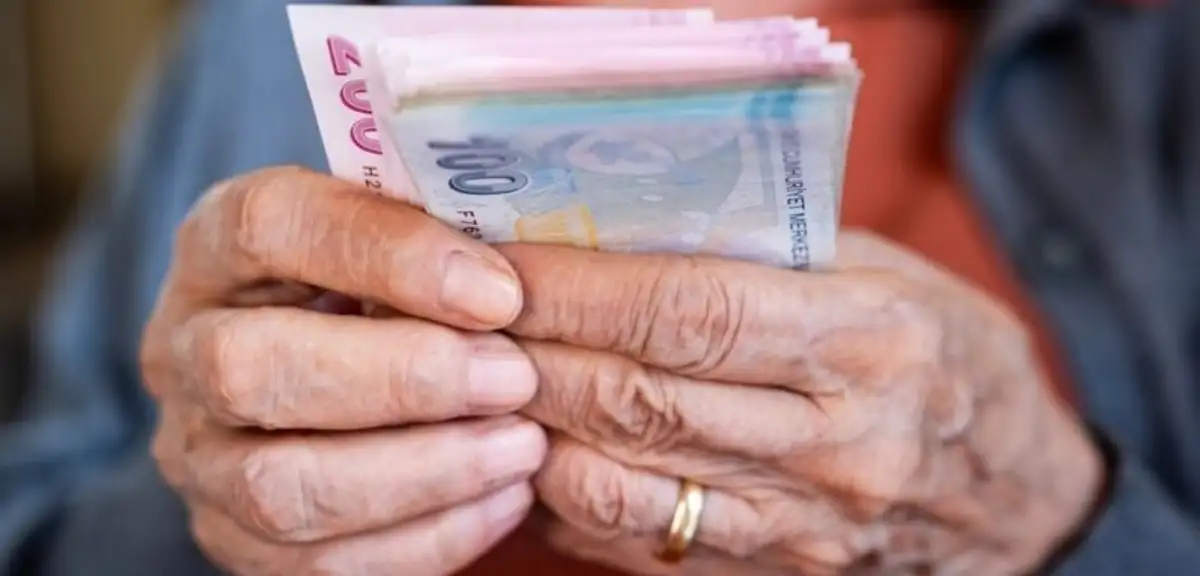 Emekli Maaşı Artacak Mı? Bakan Işıkhan Yanıtladı...