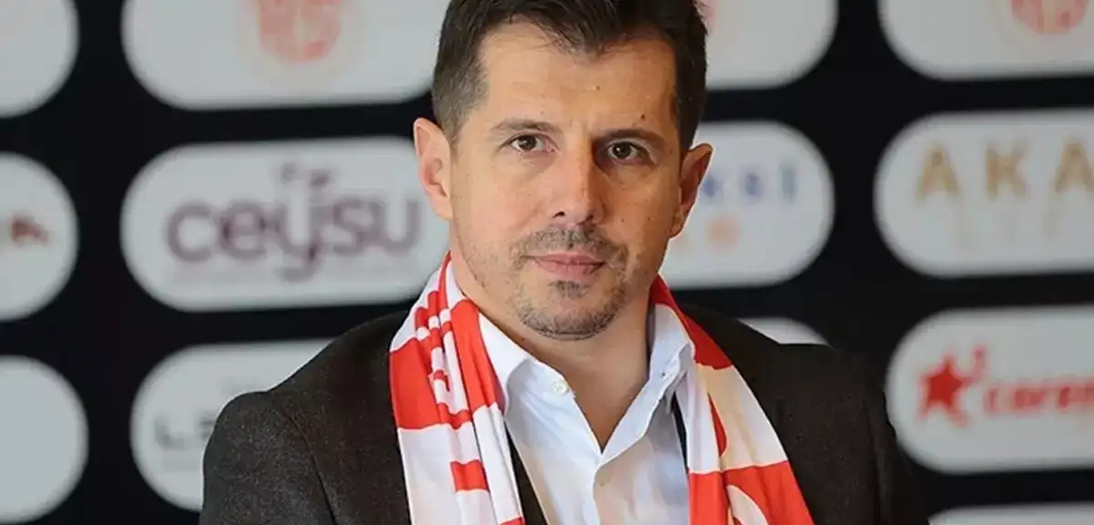 Ayrılığını Açıklamıştı: Emre Belözoğlu Antalyaspor'a Geri Döndü