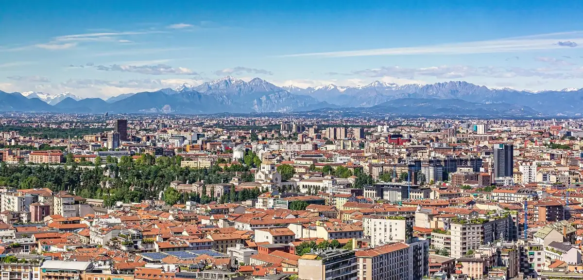 Milano'da Sıcaktan Asfalt Eridi: 16 Kişi Yaşamını Yitirdi!