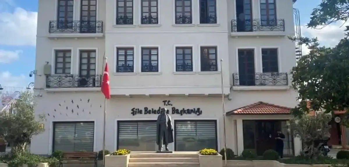 Şile Belediye Başkanı Özgür Kabadayı Gözaltına Alındı