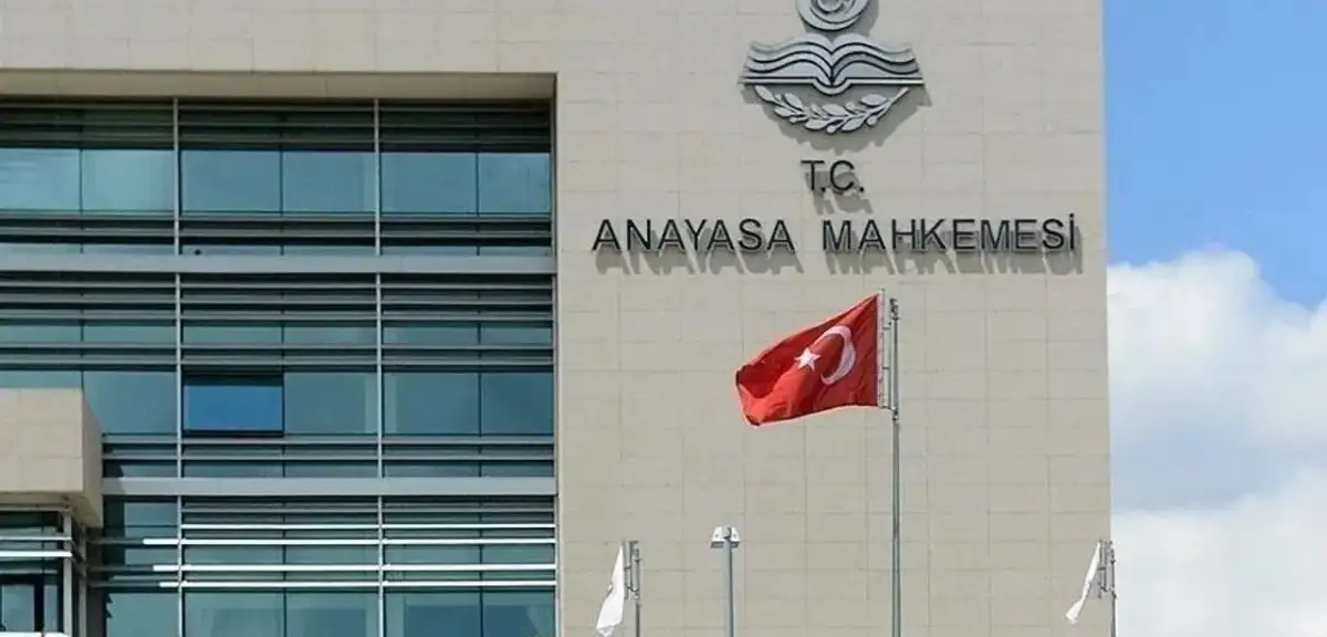 CHP, İklim Kanunu Değişikliği İçin AYM'ye Başvurdu