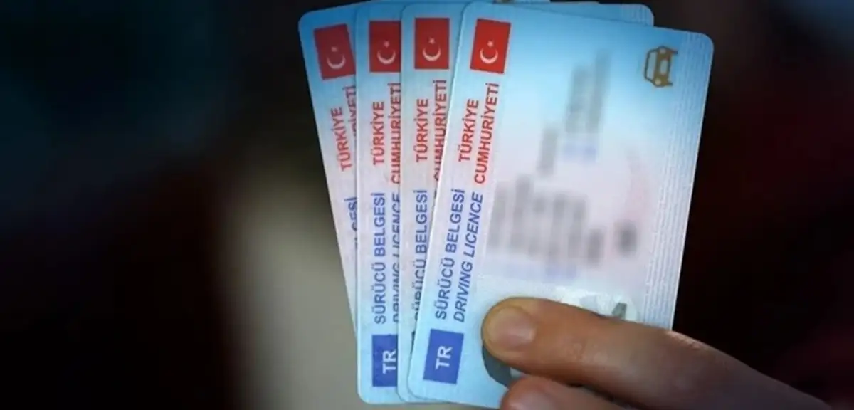 Ehliyet Yenilemede Son Tarih Uzatıldı