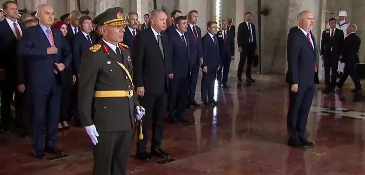 Cumhurbaşkanı Erdoğan ve Devlet Erkanı Anıtkabir'de