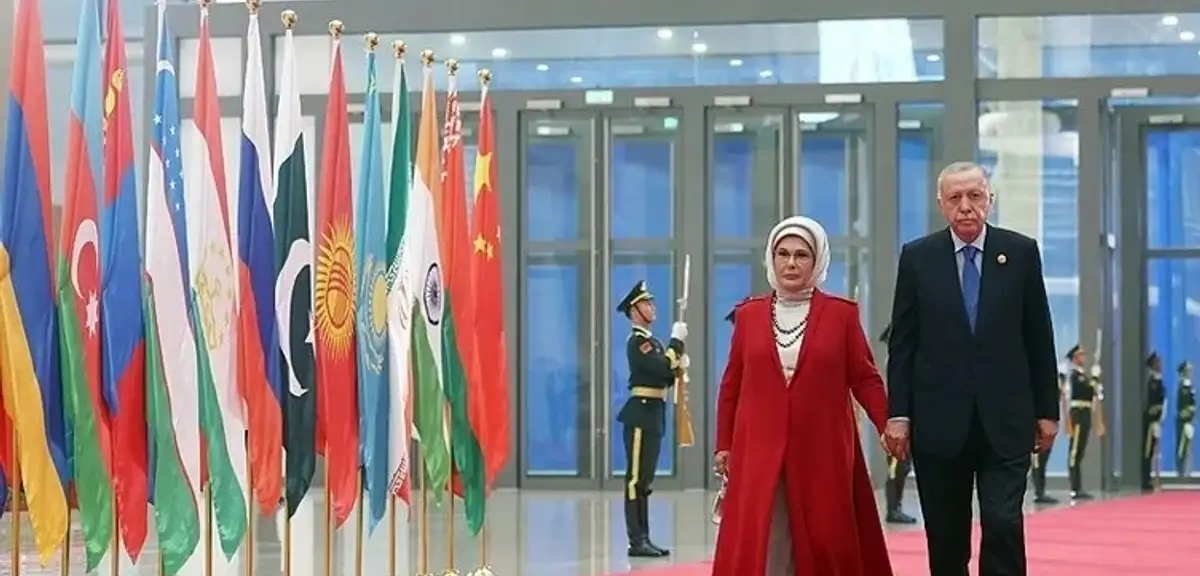 Emine Erdoğan, Şanghay'da Lider Eşleriyle Buluştu