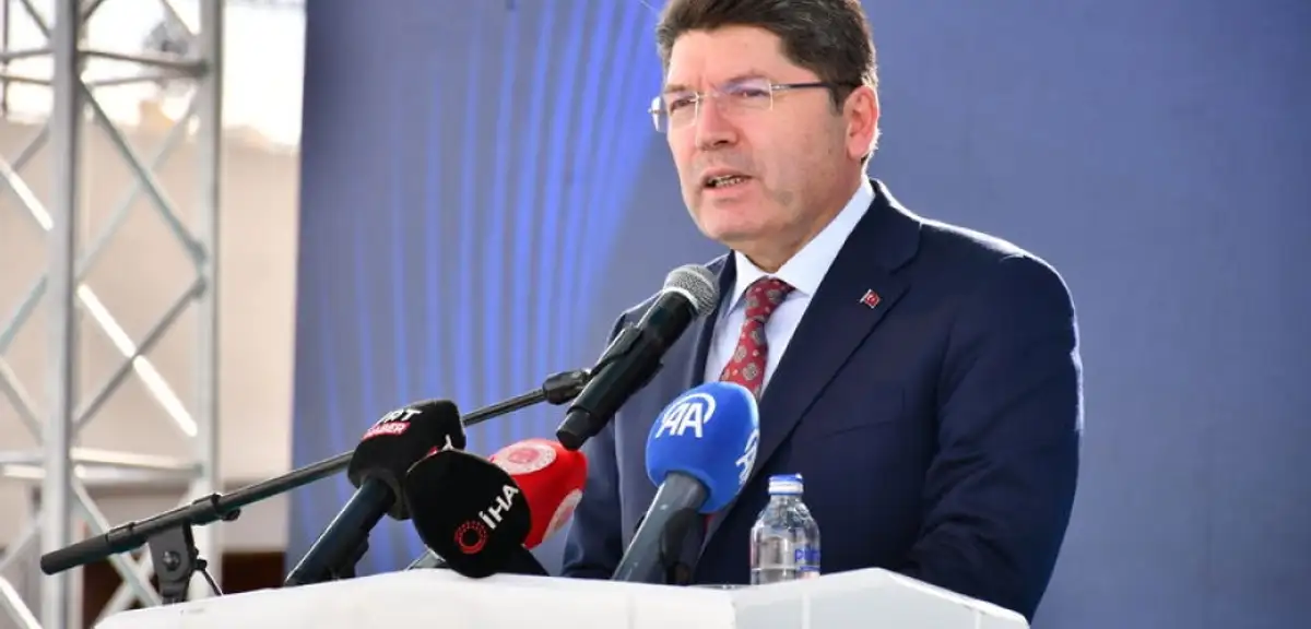 Türk Bayrağına Yönelik Hain Saldırıda 14 Gözaltı