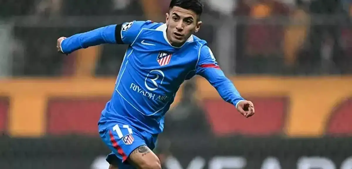 Galatasaray'ın Transfer Gündemindeki Thiago Almada'dan Net Cevap: Burada Kalıyorum
