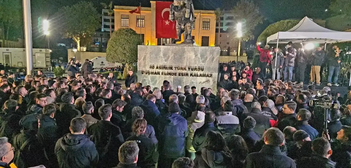 Depremin 3. Yılında Anma Törenleri