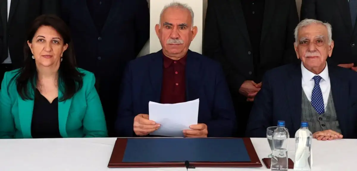 Öcalan'dan 'Demokratik Entegrasyon' Mesajı: Silah ve Şiddet Terk Edilmiştir