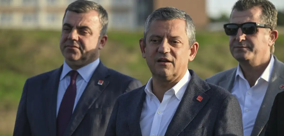 CHP Lideri Özgür Özel, Silivri'de Ekrem İmamoğlu'nu Ziyaret Etti