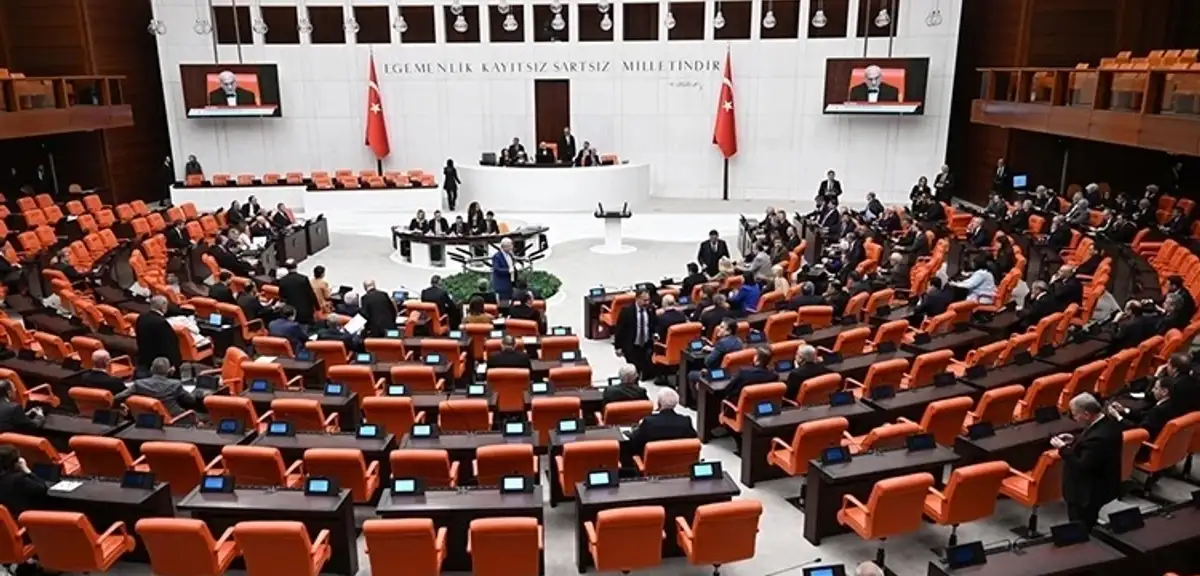AK Parti'den Meclis'e Yeni Kanun Teklifi