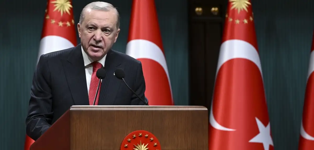 Kabine Beştepe'de Toplanıyor: Gündemde Emekli İkramiyesi, Terörsüz Türkiye ve Savaş Olacak