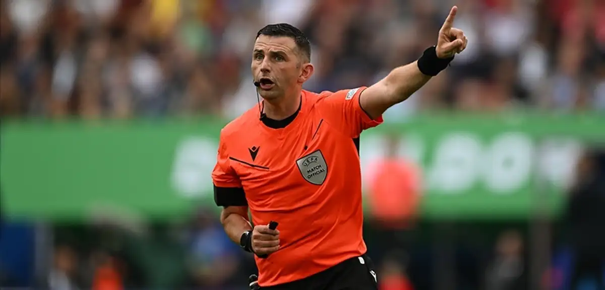 Kosova - Türkiye Maçının Hakemi Michael Oliver Kimdir?