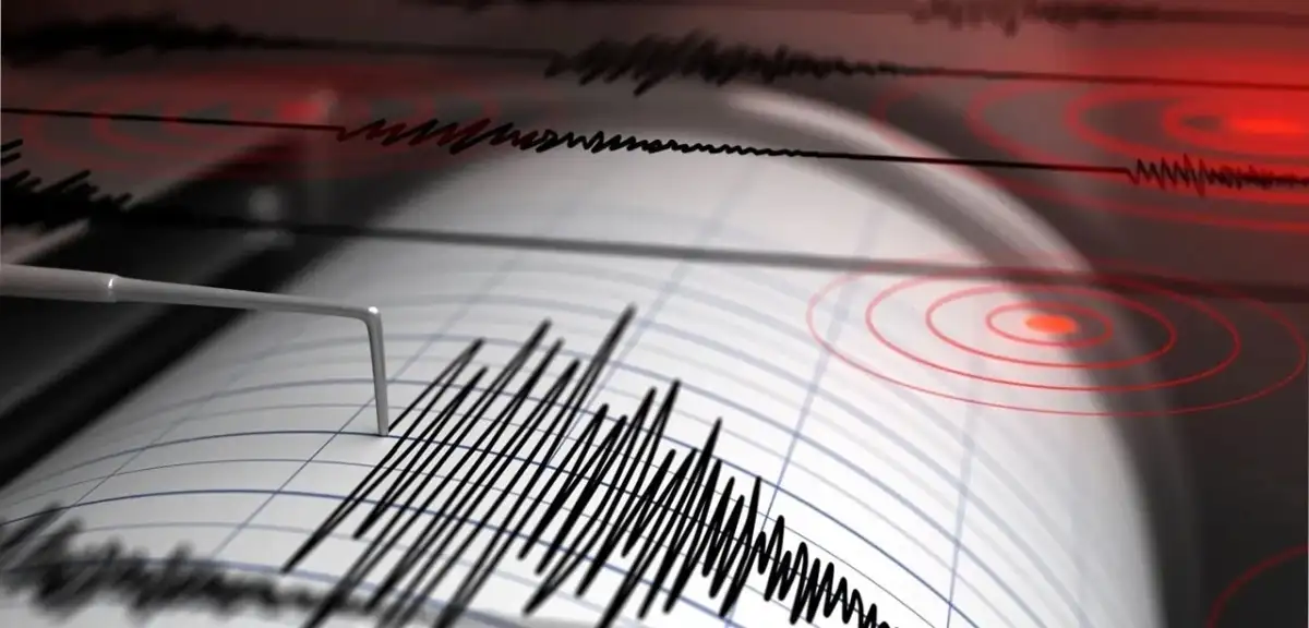 Van Tuşba'da 5,2 Büyüklüğünde Deprem