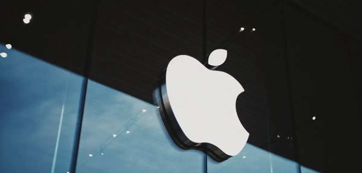 Apple'de Tim Cook CEO'luk Görevini Devrediyor