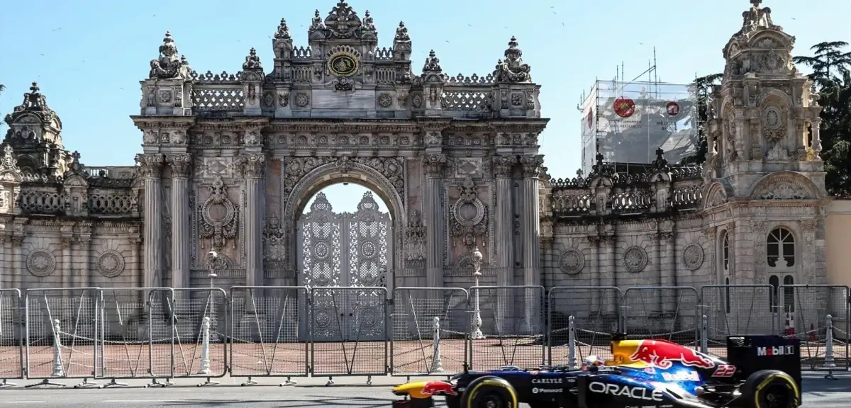 İstanbul Sokaklarında F1 Rüzgarı