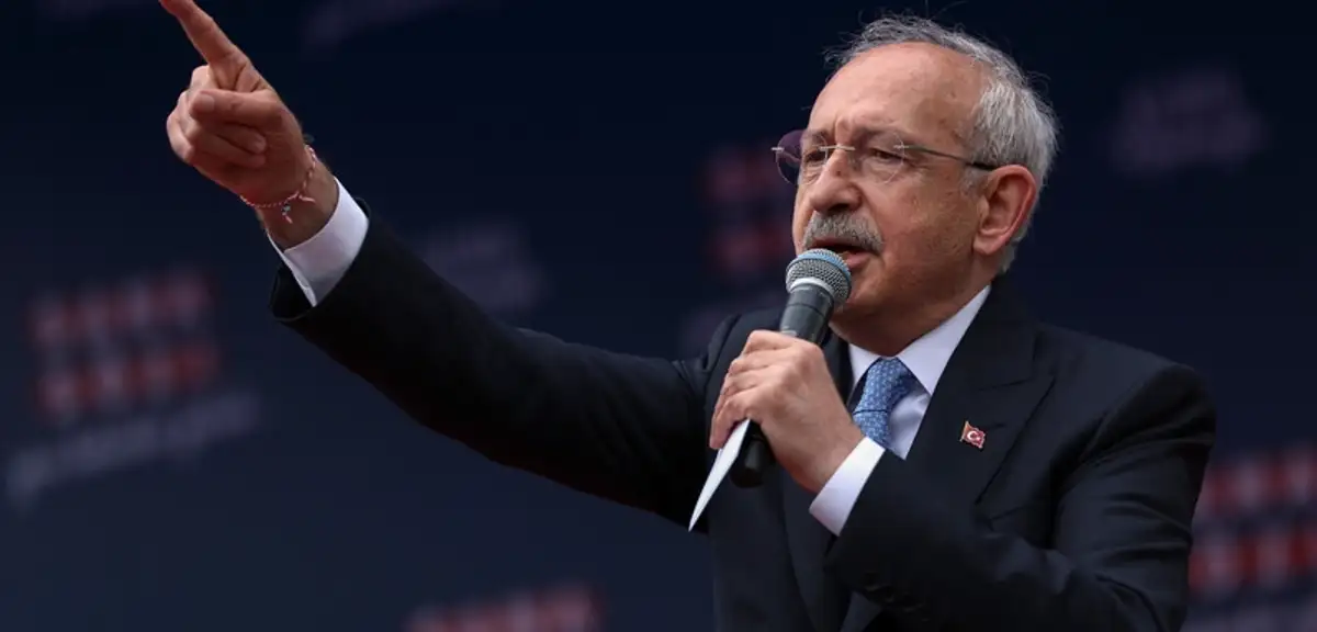 Kılıçdaroğlu'nun CHP'deki İlk İcraatı: 3 Avukatı Azletti