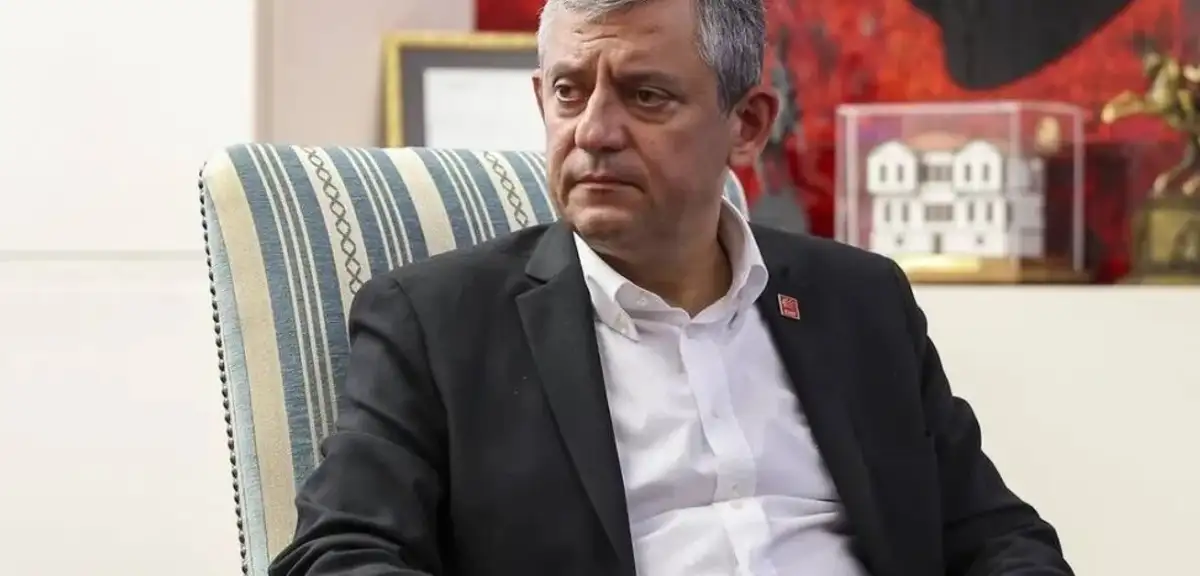 Özgür Özel'den 'Yeni Parti' Mesajı