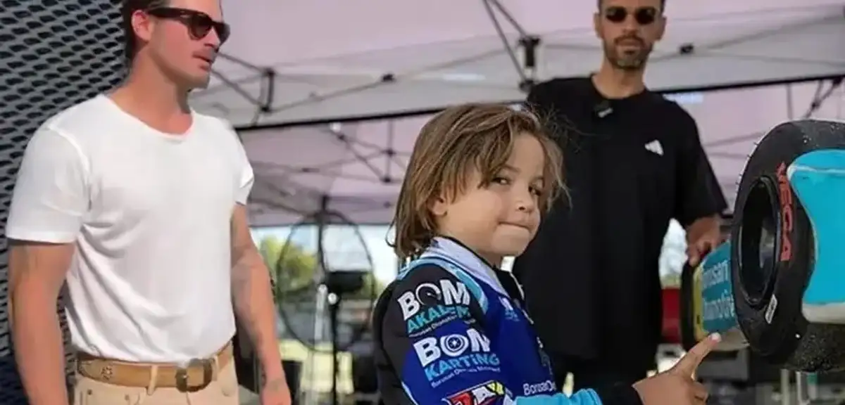 Kıvanç Tatlıtuğ ve Minik Pilot Zayn Sofuoğlu Pistte