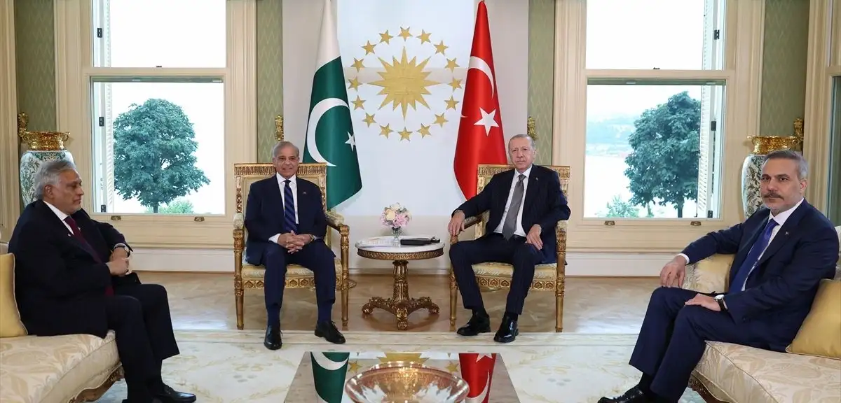 Cumhurbaşkanı Erdoğan ve Şerif Vahdettin Köşkü'nde Bir Araya Geldi