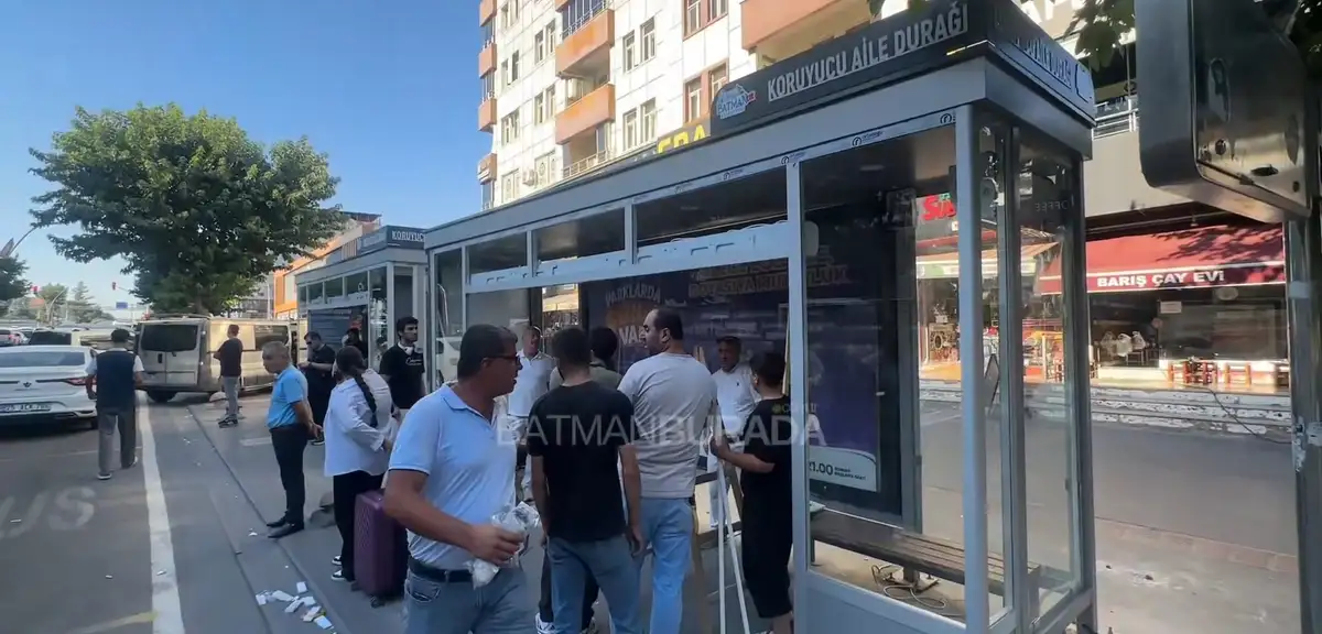 Klimalı Otobüs Durakları Hizmete Girdi