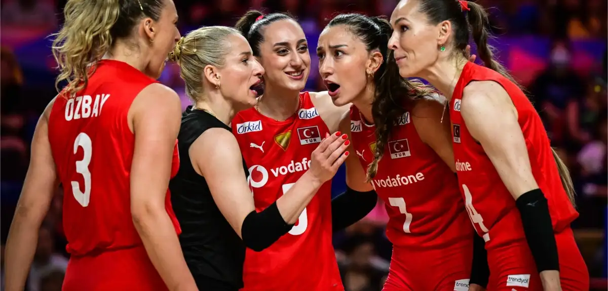 Filenin Sultanları VNL Yarı Finalinde Çin ile Karşı Karşıya Geliyor! İşte Maç Saati ve Kanalı