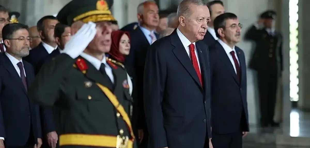 Erdoğan'dan YAŞ Öncesi Anıtkabir Ziyareti