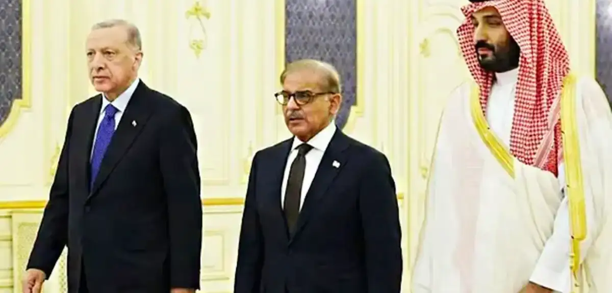 Türkiye, Suudi Arabistan ve Pakistan'dan Üçlü Savunma Anlaşması