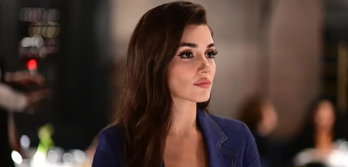Hande Erçel'den Yeni Sezon Sürprizi