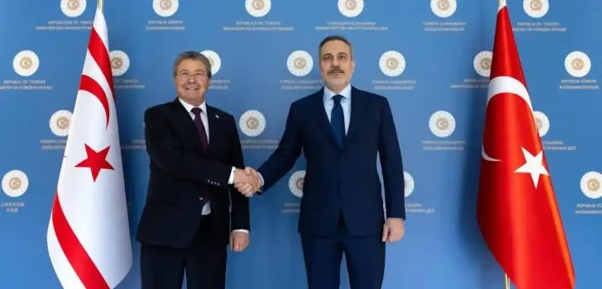 KKTC Başbakanı Ünal Üstel'den Bakan Hakan Fidan'a Kıbrıs Teşekkürü