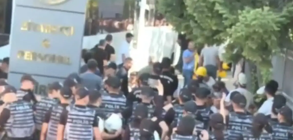 Hak Arayan Madenciler Bakanlık Önünde Üçüncü Kez Gözaltına Alındı