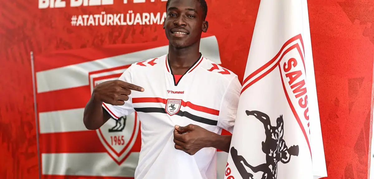 Samsunspor, 18 Yaşındaki Mbaitoloum Daniel ile 5 Yıllık Sözleşme İmzaladı