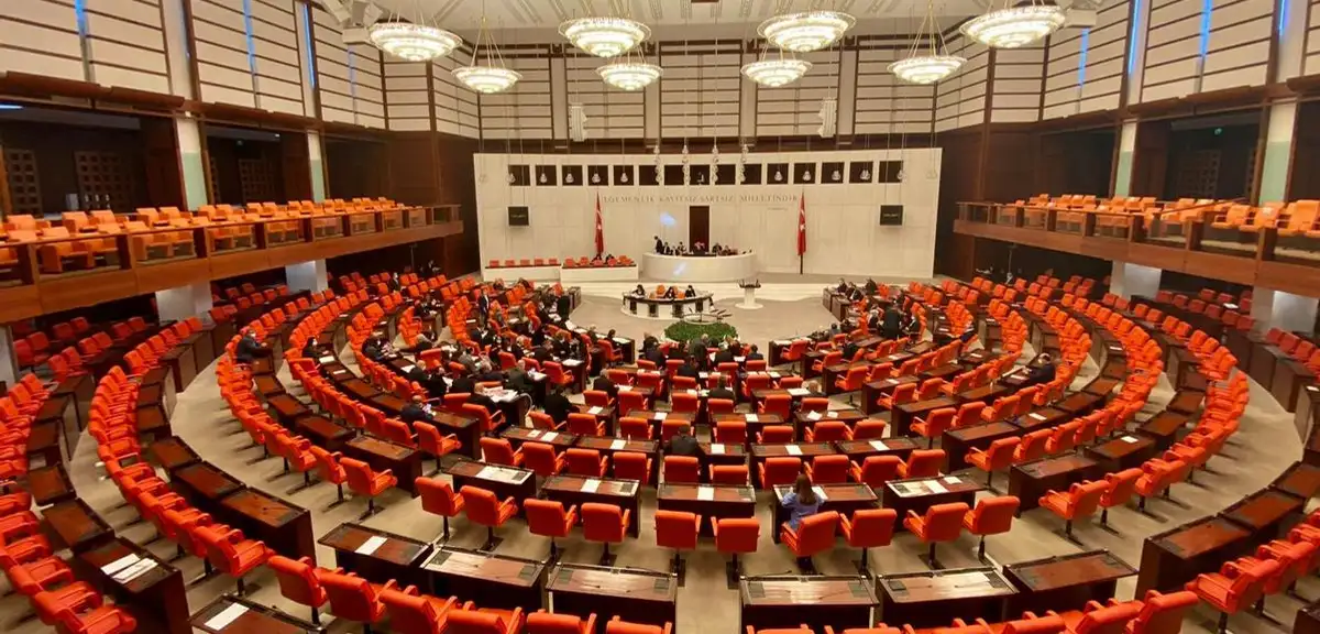 TBMM'de Sandalye Dağılımı Değişti