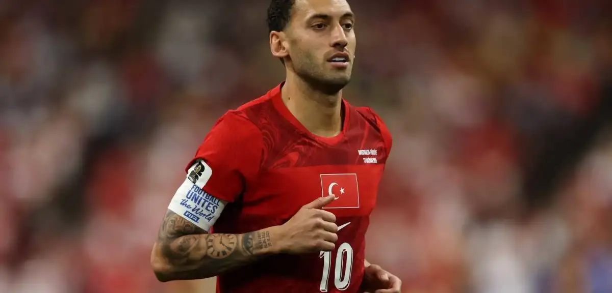 Fenerbahçe'de Bomba Transfer İddiası: Gözler Hakan Çalhanoğlu'nda
