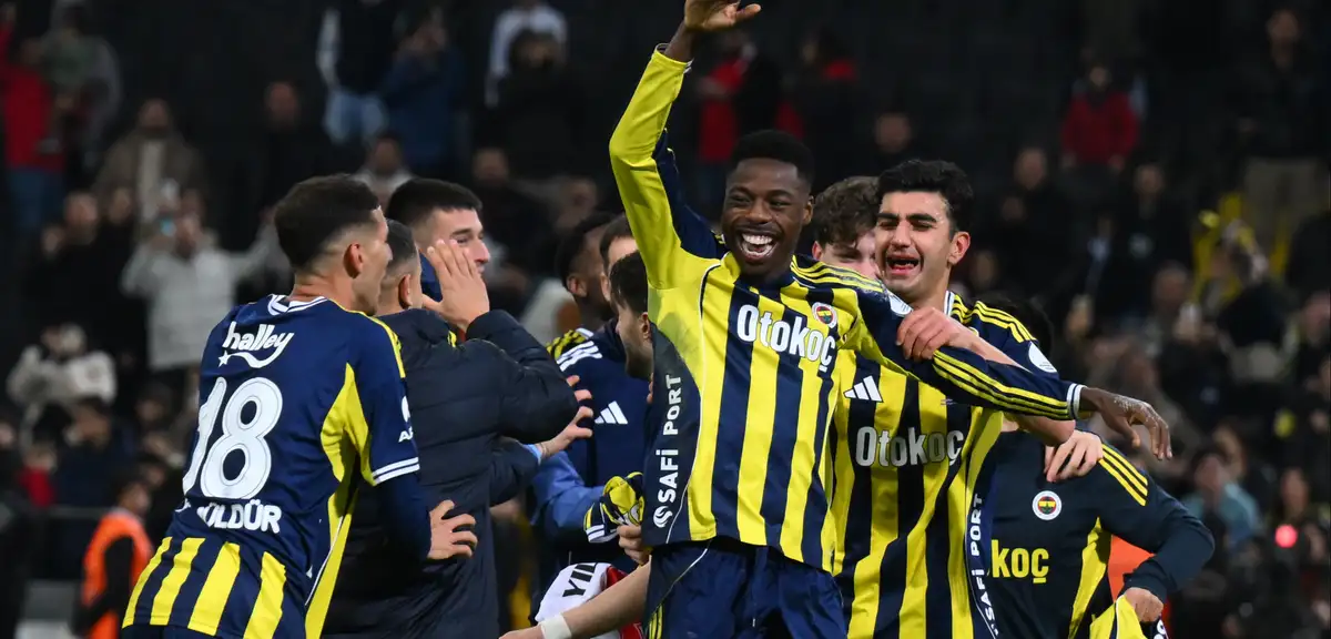 Fenerbahçe Anthony Musaba'nın Norwich'e kiralandığını açıkladı