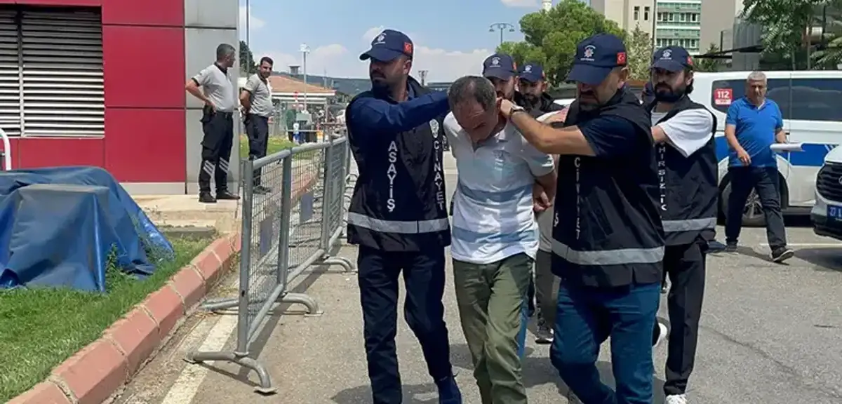 Milletvekili Meriç'i Bıçaklayan Zanlı ve Oğlu Tutuklandı