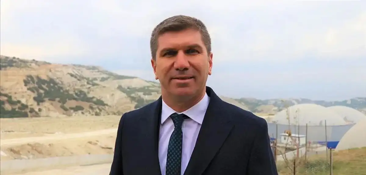 Burdur Belediye Başkanı Ercengiz, CHP'den İstifa Ederek YENİ Parti'ye Katıldı