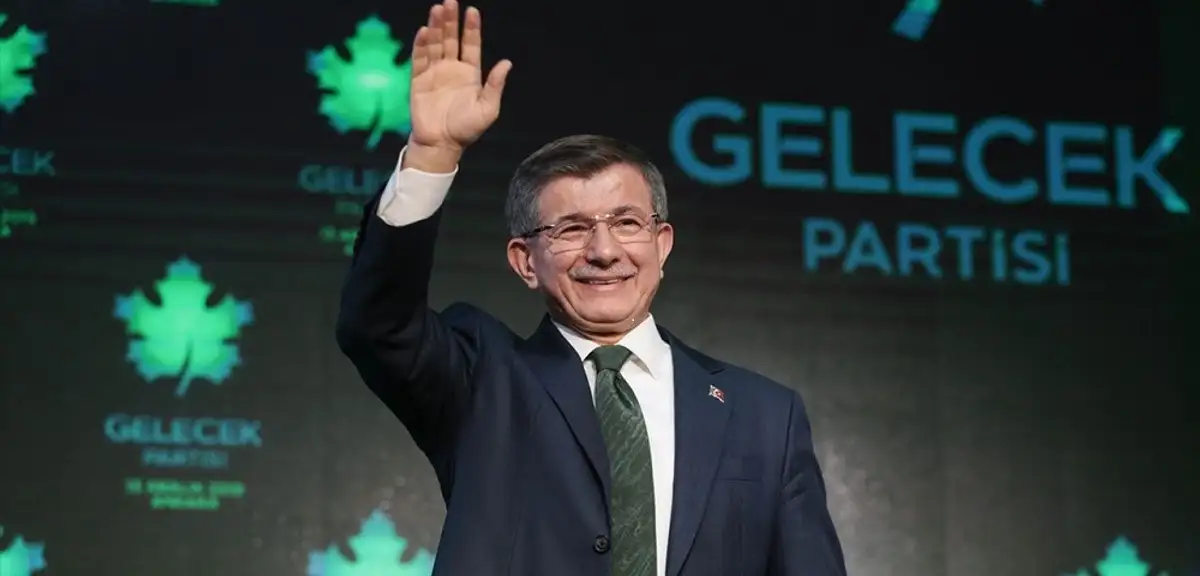Gelecek Partisi Resmen Feshedildi