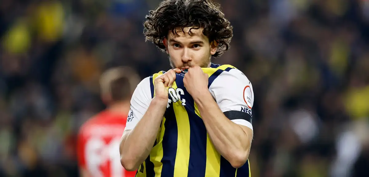Fenerbahçe'den Ferdi Kadıoğlu hakkında gece yarısı açıklama