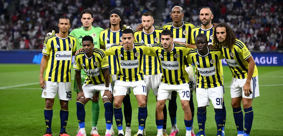 Fenerbahçe Lyon'u yenip 18 yıl sonra Şampiyonlar Ligi'ne döndü