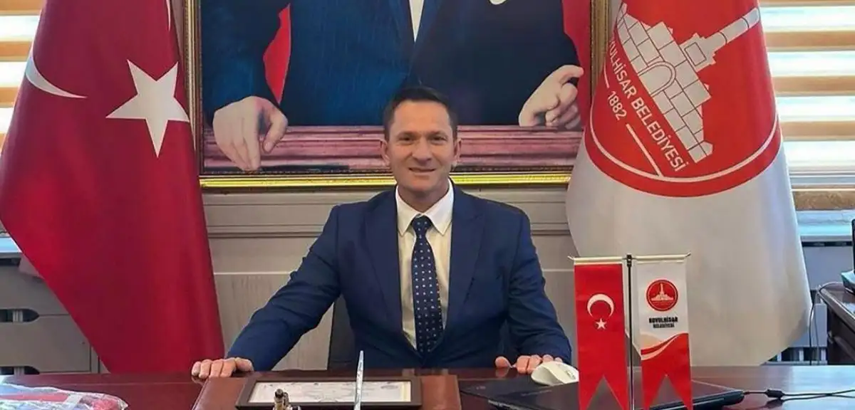 Koyulhisar Belediye Başkanı Bora Karakullukçu İYİ Parti'den İstifa Etti