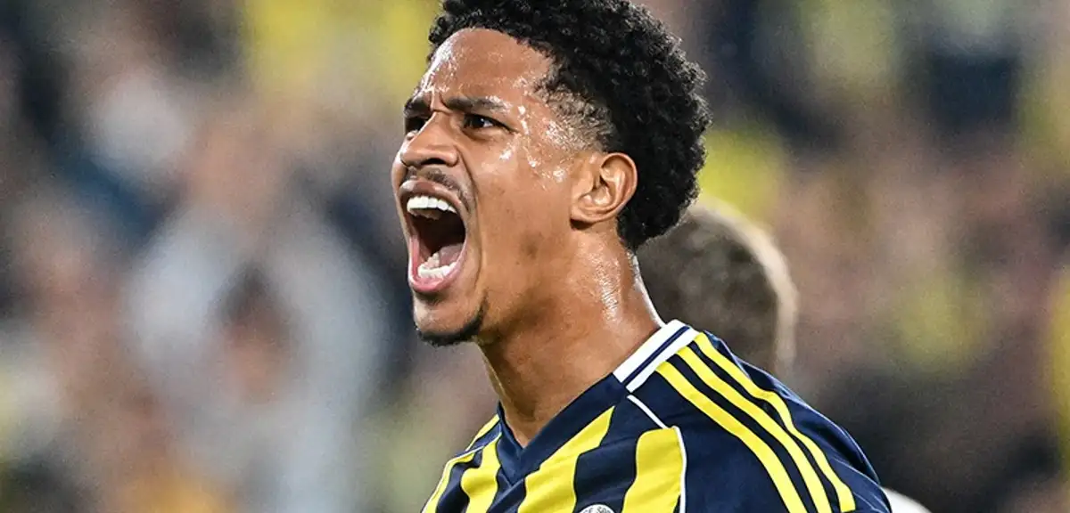 Oosterwolde'nin transferi iptal oldu. Fenerbahçe'ye geri dönüyor