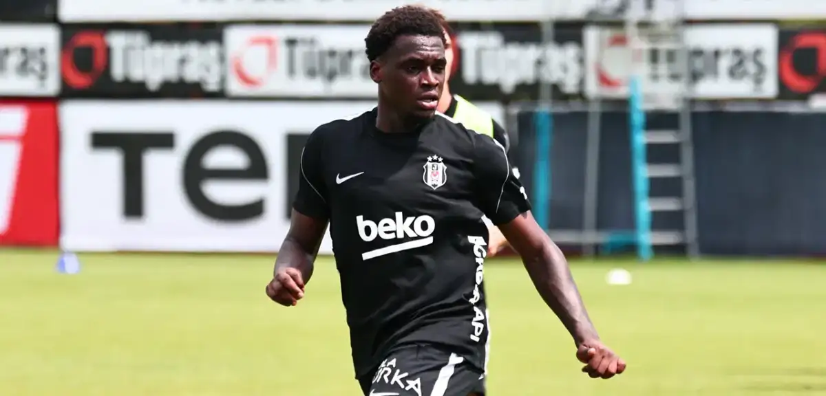 Beşiktaş'ta Yeni Transferler Poku ve Miretti İdmana Başladı