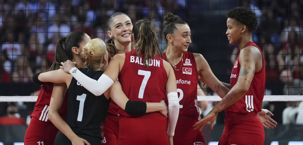 Filenin Sultanları Avrupa Şampiyonası'nda Polonya'ya kaybetti